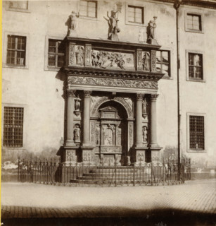 Portail de Sainte-Sophie, à Dresde., Portal der Sophienkirche, in Dresden, Portal of the