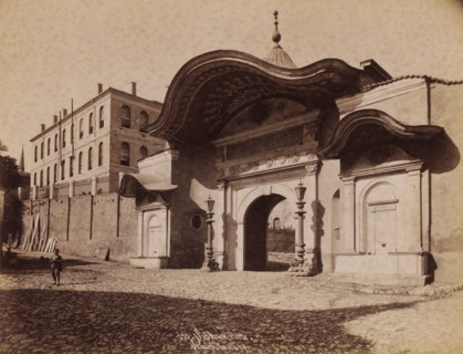 Sublime Porte in Istanbul, Sublime Porte, photograph, number: '195.', photographer: Sébah &