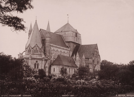 Trondhjems domkirke, View of the Nidaros cathedral in Trondheim, photomechanical print, number: 'No