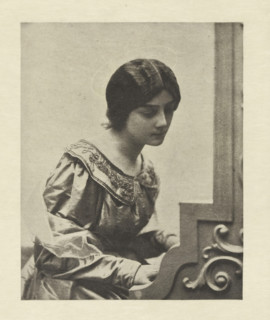 Portrait of an unknown woman as Saint Cecilia, Sainte Cécile, photomechanical print, photographer: