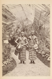 Portrait of two unknown men from Dahomey with drums in the Jardin d'acclimatation, Paris, Les