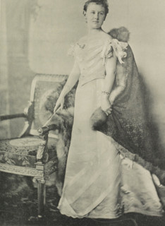 Portrait of Wilhelmina, Queen of the Netherlands, photomechanical print, Portrait of Wilhelmina.