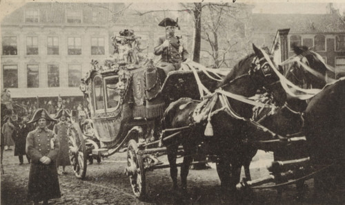 The golden coach of the wedding procession of Wilhelmina, Queen of the Netherlands, and Hendrik of
