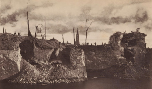 View of a breach in a bastion in Strasbourg as a result of the siege by the German army, Face