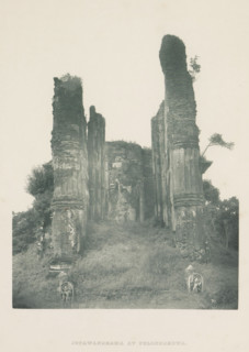 Ruins of the Lankatilaka Vihara at Polonnaruwa, Sri Lanka, page, photomechanical print, title: