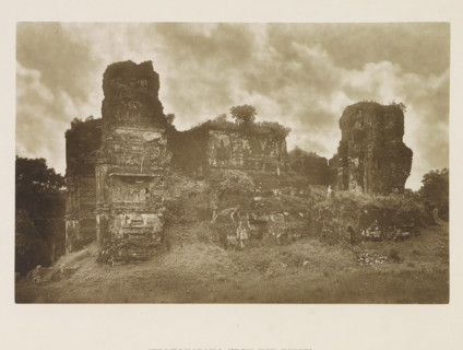 Ruins of the Lankatilaka Vihara at Polonnaruwa, Sri Lanka, page, photomechanical print, title: