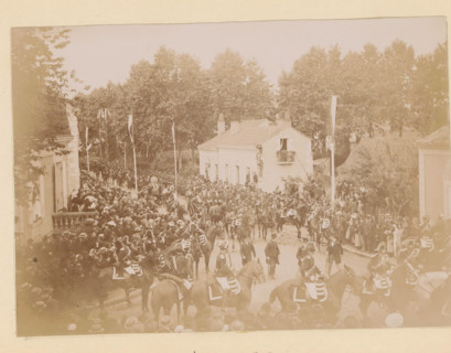 View of the arrival of President Félix Faure at Bergerac station, Départ de la gare, photograph,