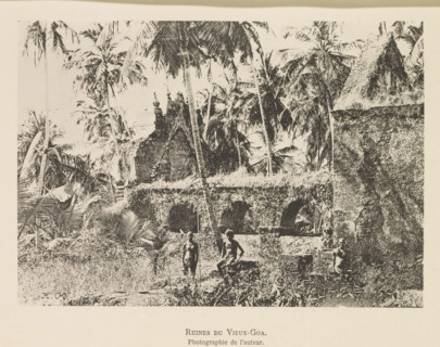 Ruin of a building in Oud-Goa, Ruines du Vieux-Goa, page, photomechanical print, inscription: