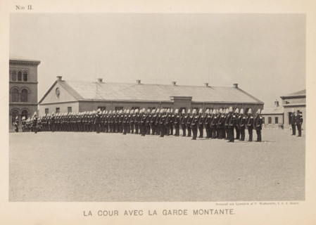 Courtyard with members of the Svea livgarde, La cour avec la garde montante, page, photomechanical