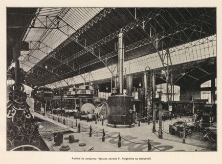 Interior of an engine room with an exhibition of Skoda, Pohled do strojovny. Výstava závodu E.