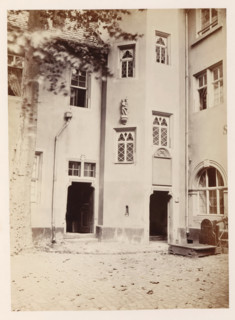 Exterior of the Zum Humbrecht house in Mainz, photograph, page, number: '18', photographer: B.