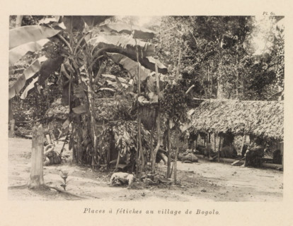 Square with idols in Bogolo (former title), Square with religious images in Bogolo, Places à