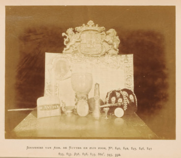 Collection of souvenirs of Admiral Michiel de Ruyter and his son, Souvenirs van Adm. de Ruyter en