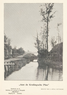 View of the Kralingse Plas, 'At the Kralingse Plas', page, photomechanical print, inscription: