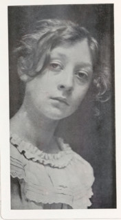 Portrait of an unknown girl, page, photomechanical print, photographer: Ed. Hannon, Brussels,
