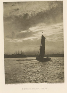 Sailing ship (presumably) on the Thames in London, page, photomechanical print, photographer: E.