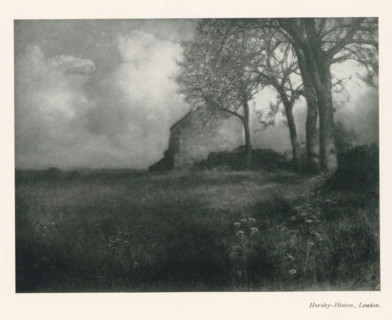 Landscape, with a building in the background, page, photomechanical print, photographer: Alfred