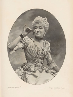 Portrait of an unknown woman, page, photomechanical print, monogram: 'AG ph.', inscription: 'Phot.