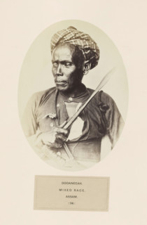 Portrait of an unknown man with a spear from the Dowania tribe of Assam, photograph, page, number: