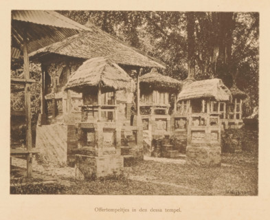 View of sacrificial temples, Sacrificial temples in the Dessa temple, page, photomechanical print,