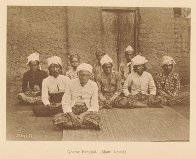 Guru Bangkol. (Mami Ismail), Group portrait of nine unknown men, page, photomechanical print,