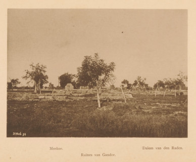 Ruins in a field, Ruins of Gandor, page, photomechanical print, inscription: 'Moskee Dalem van de