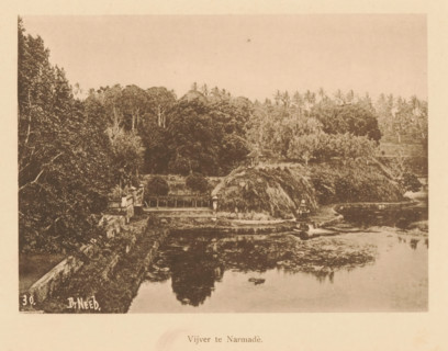 View of a water at Narmada, Pond at Narmade, page, photomechanical print, maker: Christiaan Johan
