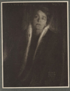 Eleonore Duse, Portrait of Eleonore Duse, page, photomechanical print, inscription: