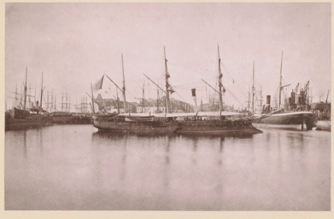 La Lionne, Canonnière de l'État, View of La Lionne near Calais, a gunboat of France, page,