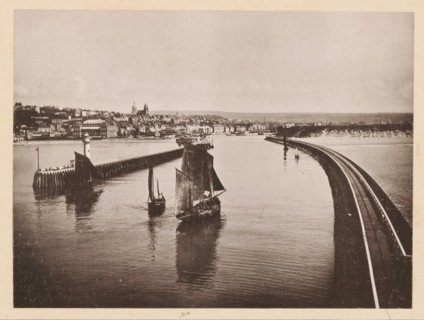 View of Boulogne-sur-Mer, Boulogne-sur-Mer, Vue Générale, page, photomechanical print, inscription: