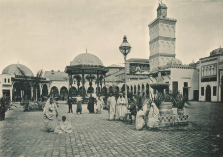 Tunisie, Une place a Tunis, View of a square in the Tunisian part of the Antwerp World Exhibition