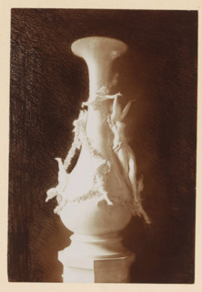 Vase, depicting an allegory of abundance, by Grossi, photograph, page, photographer: Alexandre van