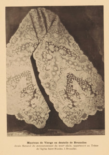 Coat with lace, Manteau de Vierge en dentelle de Bruxelles, Dentelles exposées au Palais de la