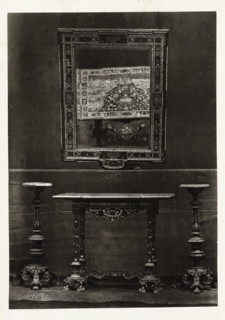 Table, two candle holders and a mirror, page, photomechanical print, name: 'De Goupil & Cie Imp.