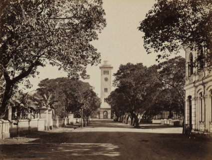 The Lighthouse at the Intersection of Queen Street (now Janadhipathi Mawatha) and Chatham Street,