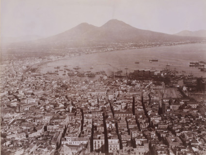 View of Naples, with Mount Vesuvius in the background, Italy, photograph, number: '1103',