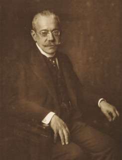 Portrait of Dr. James Simon, photomechanical print, signature: 'H. James Simon', inscription: 'PHOT