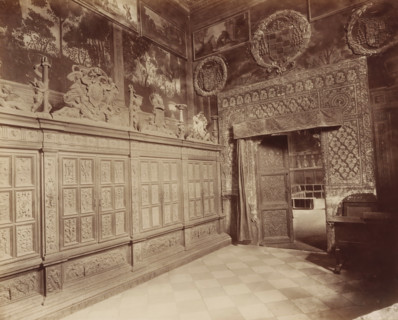 TOLÈDE. LA CATHÉDRALE, Entrance hall to the chapter house of the Cathedral of Toledo, photograph,