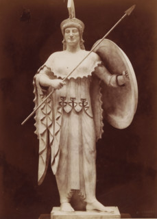 Sculpture of Pallas Athena, from the temple in Aegina, Art Grec. - Athenée provenant du Temple