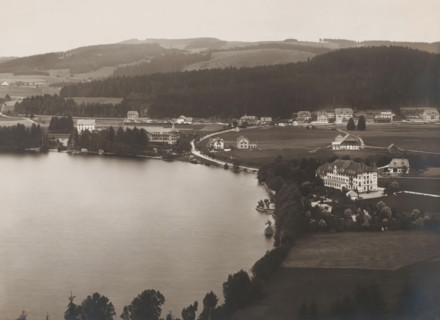 Titisee, Black Forest, Baden-Württemberg, Germany, photograph, The Black Forest lies on the Rhine