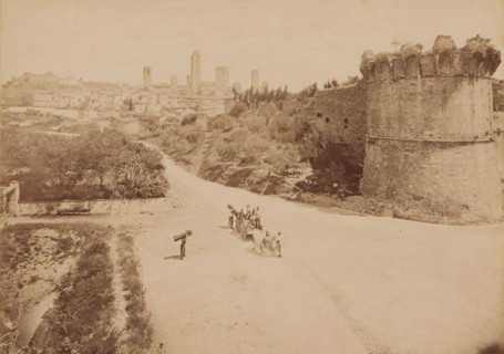 Panorama of San Gimignano, Tuscany, photograph, Cityscape with a road and an old fortress, city