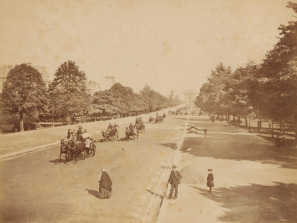Perspective de l'Avenue du Bois de Boulogne', Paris, photograph, inscription: '620 PARIS. -