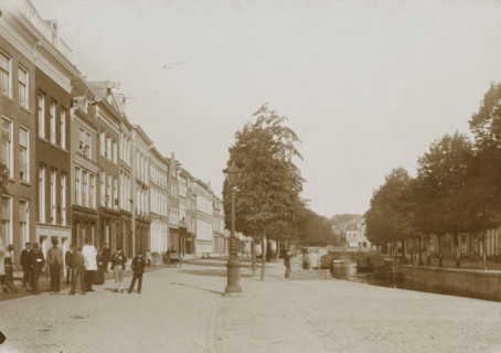 Street view in Leeuwarden, photograph, Leeuwarden, 1890 - 1920, photographer, paper, pasteboard,