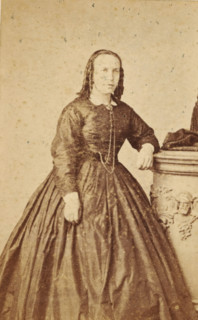 Portrait of an unknown woman from the Marmelstein family, photograph, carte-de-visite,