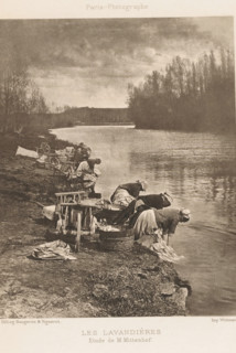 Les lavandières, Women doing laundry on the banks of a river, page, photomechanical print,