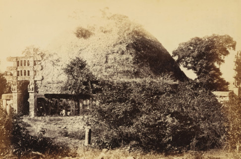 The Great Stupa at Sanchi, Madhya Pradesh, India, photograph, page, inscription: 'SANCHI. PLATE V.,