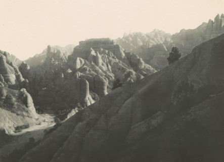 Mountains in Bukhara, Uzbekistan, Alttertiäre Conglomerate an der Oberen Danduschka, page,