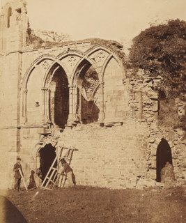View of the refectory of Easby Abbey in Richmond, photograph, page, photographer: Joseph Cundall,