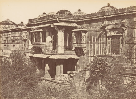 Sirkhej.- Porch in the Southern Colonnade of the Mosque, View of a portal of a mosque at Sarkhej