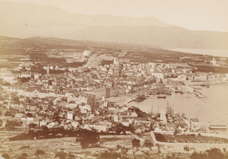 Spalato, View of Split, Spalato and seine Alterthümer, photograph, page, photographer: Franz Thiard